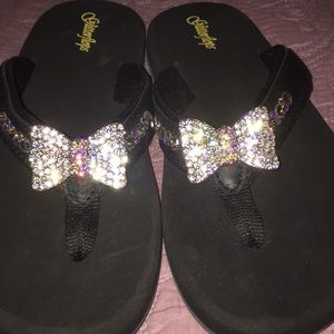 Glitter flops
